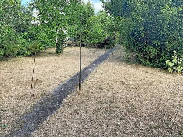 Terrain 752 m²