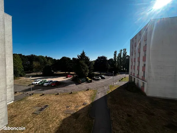 Studio 1 pièce 19 m²