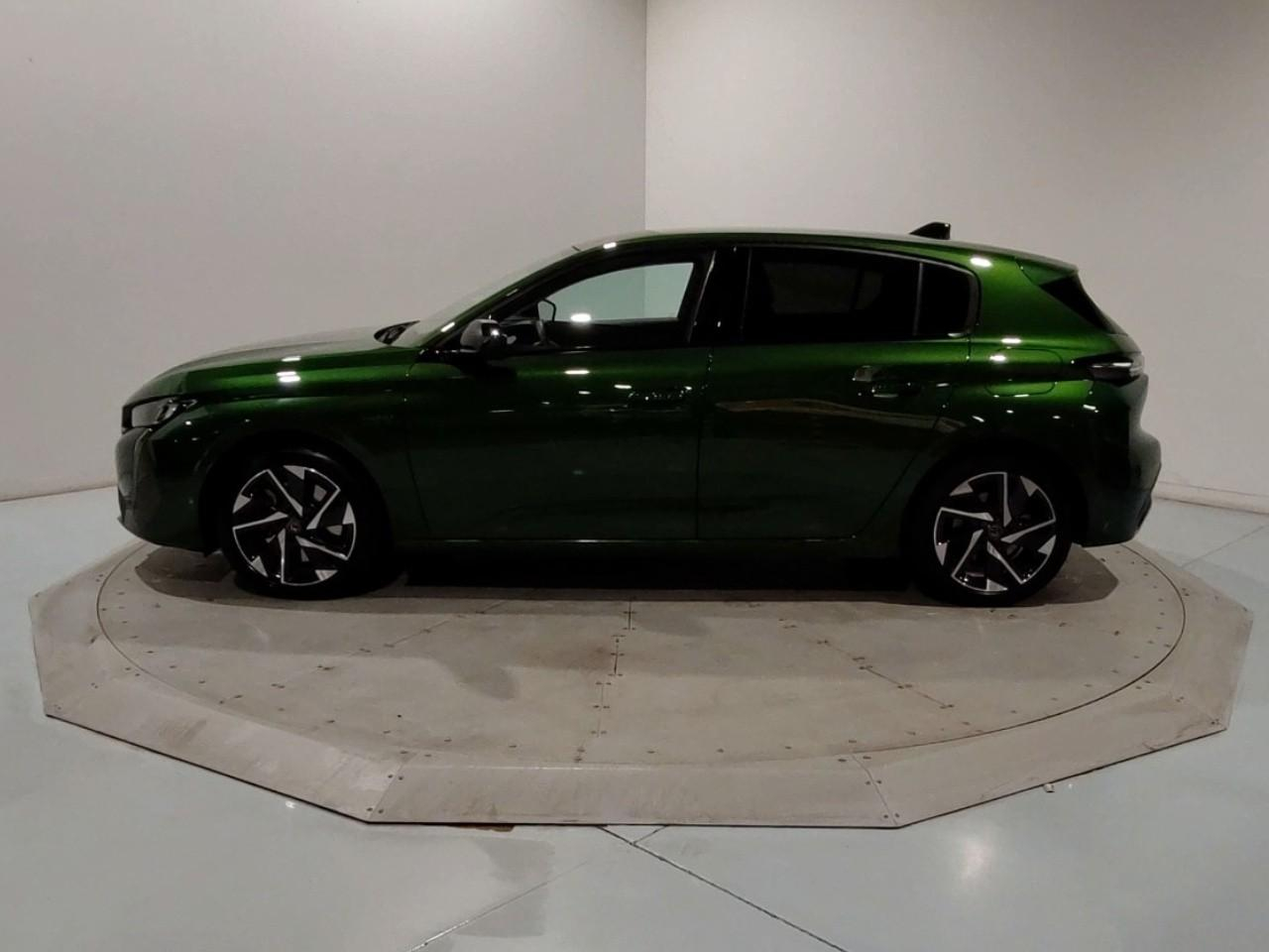 Peugeot 308 phev 180 e-eat8 allure pack — photo 2