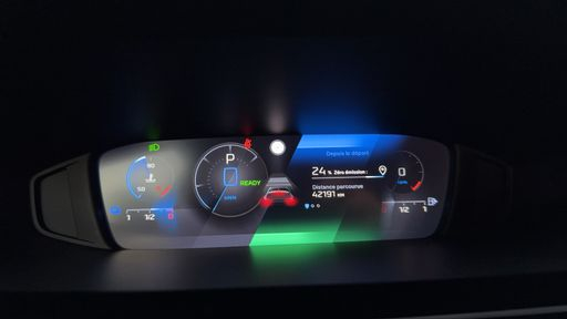 Peugeot 308 1.6 PureTech 180 Hybrid EAT8 - Allure Pack – 2022 – 42191 km – Hybride rechargeable – Boîte Automatique — photo 36