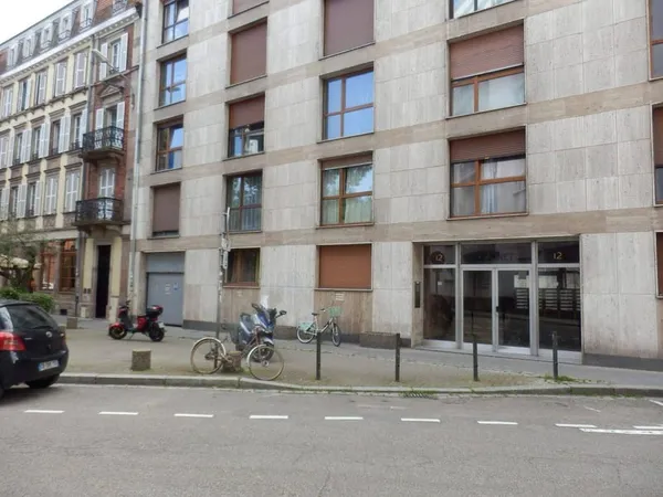 Parking 18 m²