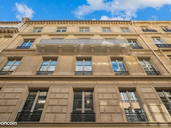 Bureaux 166 m²