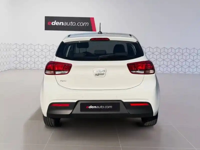 Kia Rio 1.2 dpi 84 ch bvm5 — photo 4