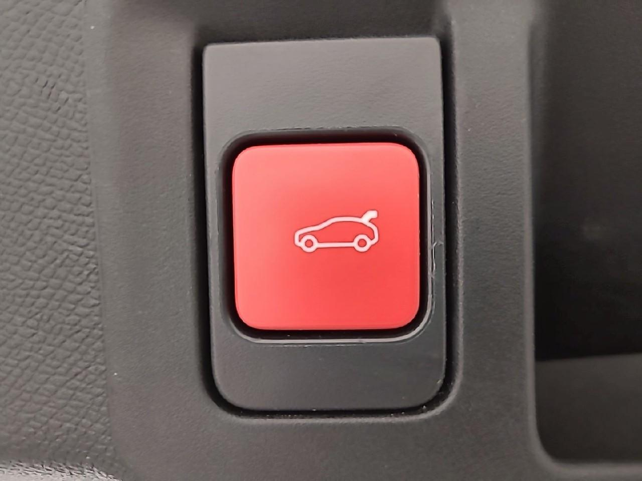 Peugeot 308 sw phev 180 e-eat8 gt — photo 19