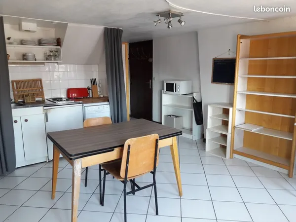 LOCATION. Meublé Lyon 6e - 35m2 Cours Vitton/Bd des Belges