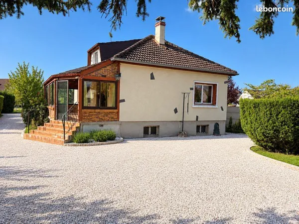 Maison Ormes, Bourg 118 m²