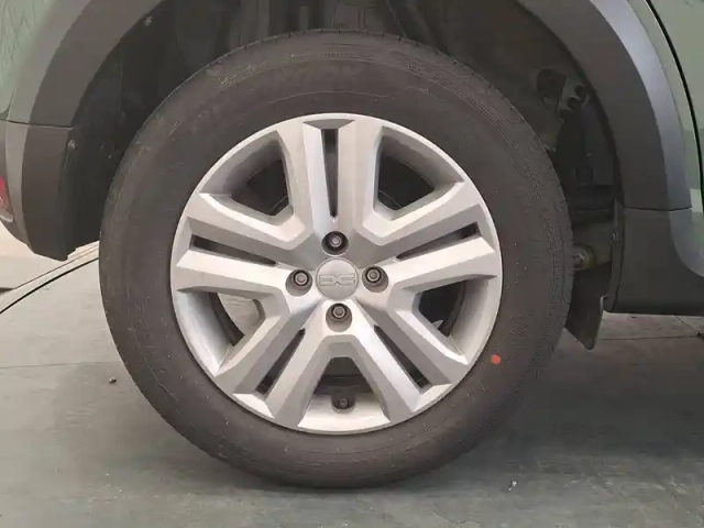Dacia Sandero eco-g 100 — photo 10