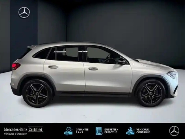 Mercedes Gla 200 d amg line — photo 26