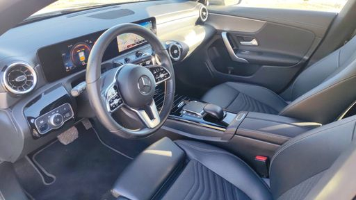 Mercedes Classe CLA Shooting Brake 200 163 7G-DCT - Progressive Line – 2023 – 122578 km – Essence – Boîte Automatique — photo 31