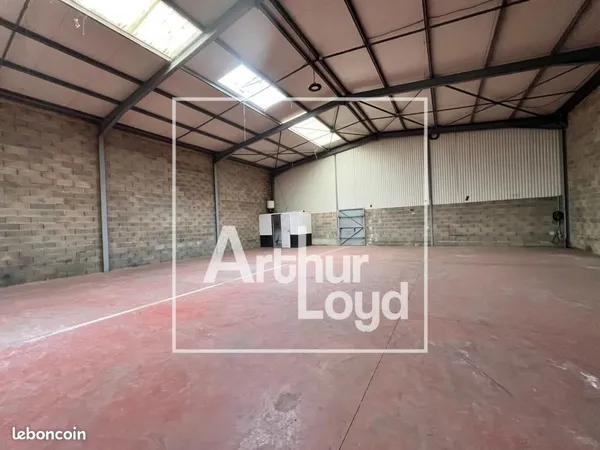 Local d'activité 380 m²