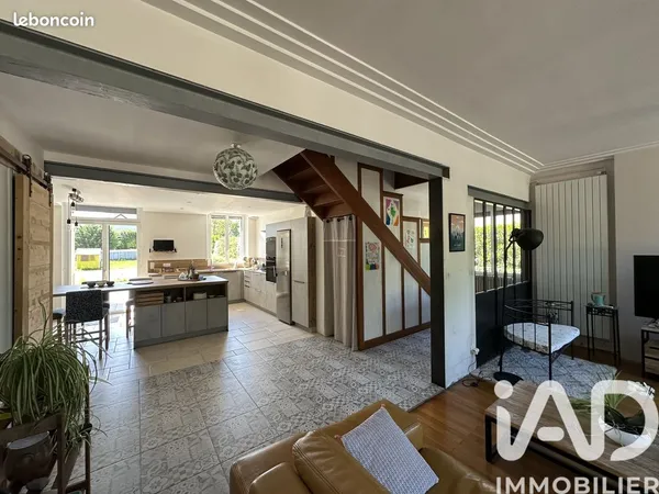 Maison familiale 9 pièces 185 m²