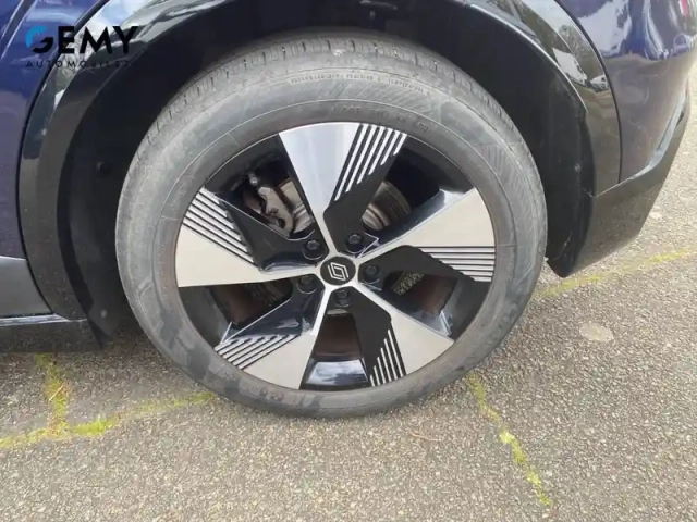 Renault Megane e-tech ev60 220 ch super charge — photo 64