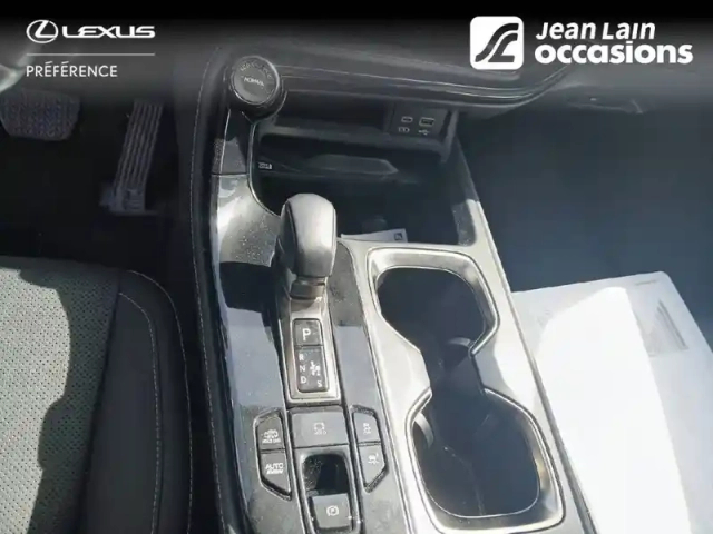 Lexus Ct nx 450h+ 4wd hybride rechargeable — photo 13