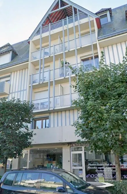 Photo 3
