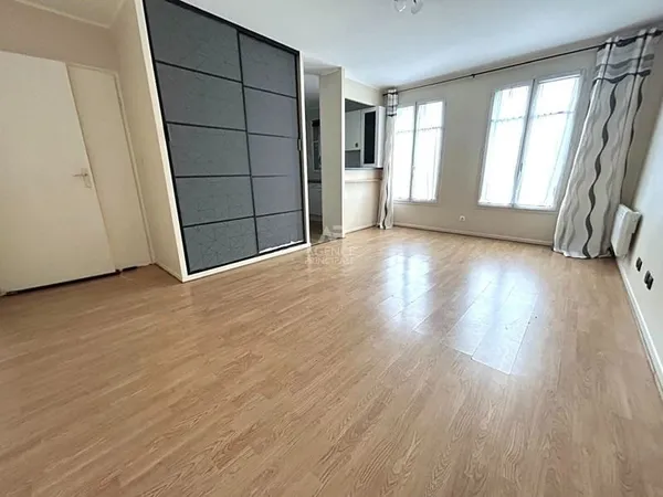 Appartement Carrieres Sous Poissy 1 pièce(s) 31 m2