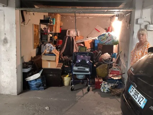 Garage 20m2 doublement sécurisé résidence saint joseph saint laurent du var