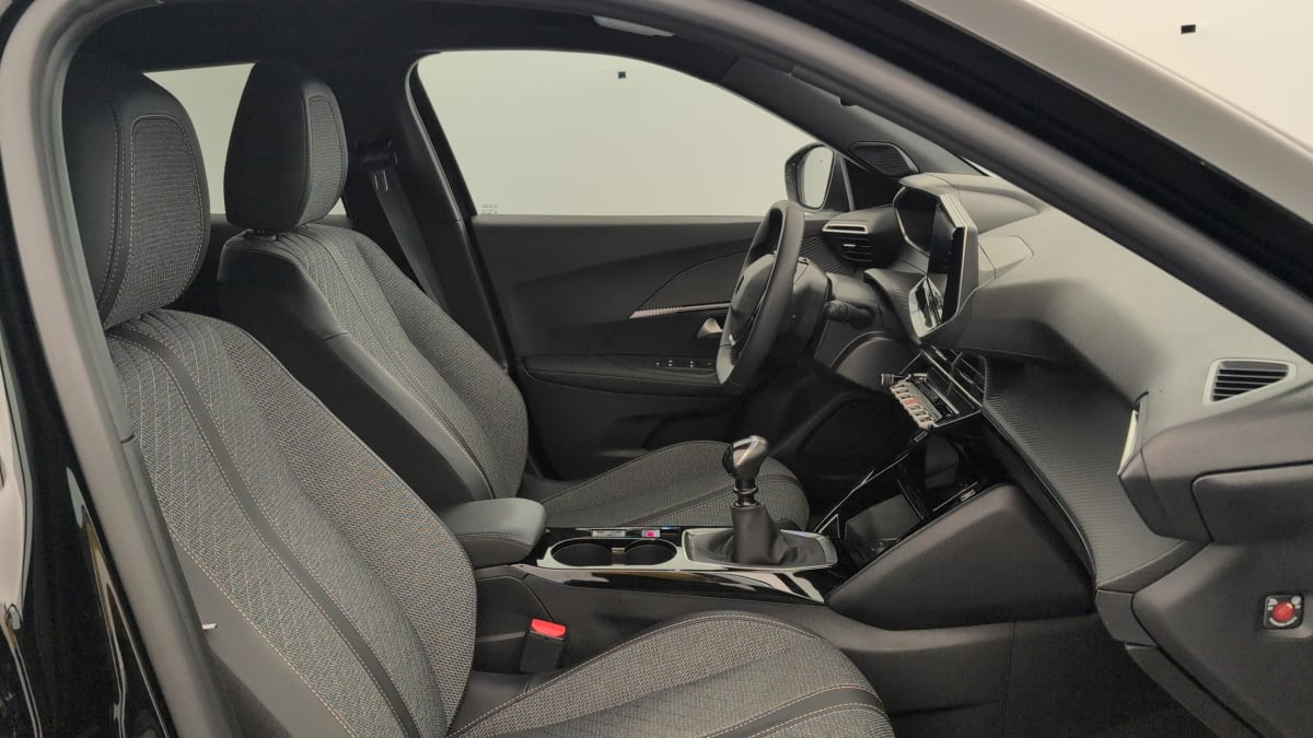 Peugeot 2008 — photo 9