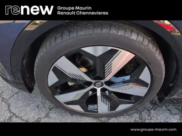 Renault Megane e-tech electric ev60 220ch techno super charge -b — photo 12