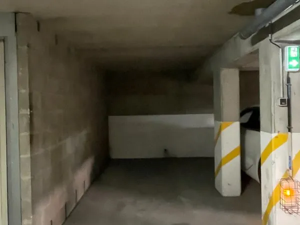Place parking 2 roues