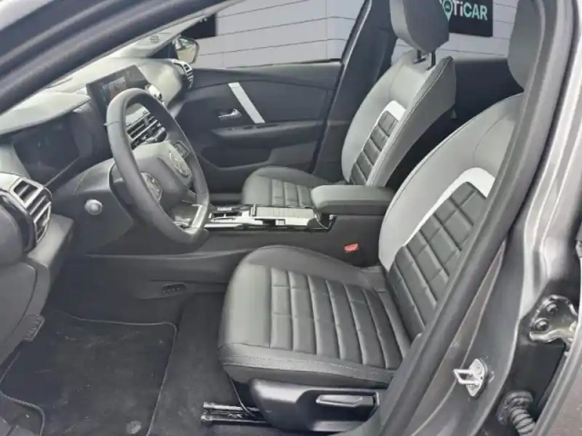 Citroën C4 electrique 156ch 54kwh autonomie étendue max — photo 11