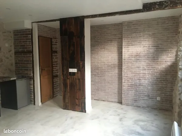 Appartement non meublé au centre ville