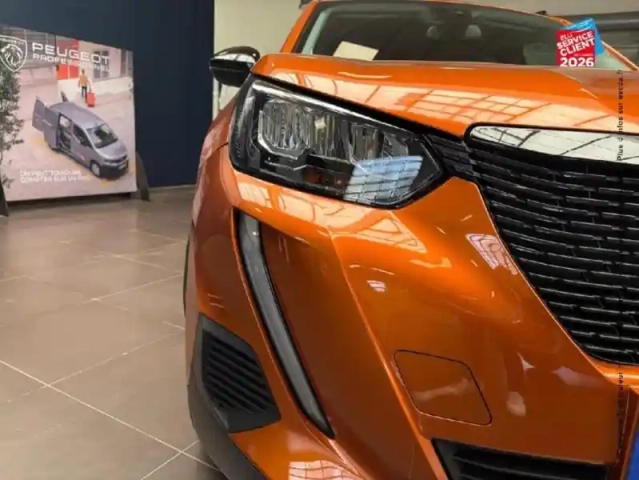 Peugeot 2008 1.2 puretech 100ch s&amp;s style — photo 13