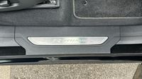 Land-Rover Range Rover Velar 2.0 P400e 404ch PHEV R-Dynamic Edition AWD BVA AM23 — photo 31