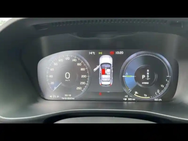 Volvo Xc40 t5 recharge 180 + 82ch plus dct 7 — photo 11