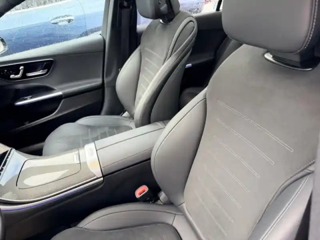 Mercedes Classe C 200 d berline amg lin — photo 10