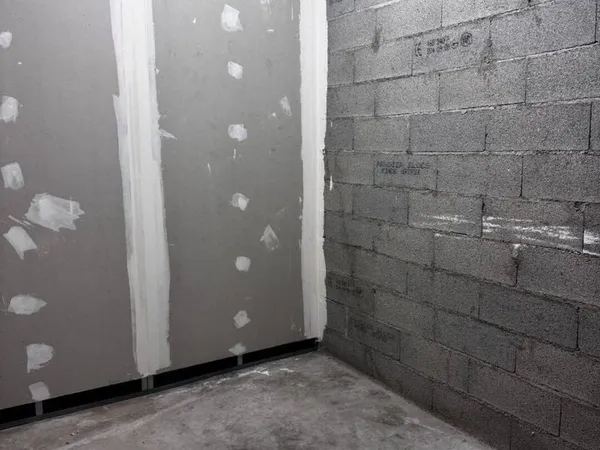 Parking/Garage/Box