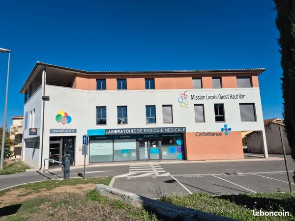 Bureaux 180 m2 avec terrasse
