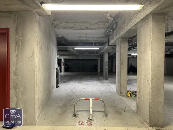 Garage et parking Vente Paris 13m² 15000€