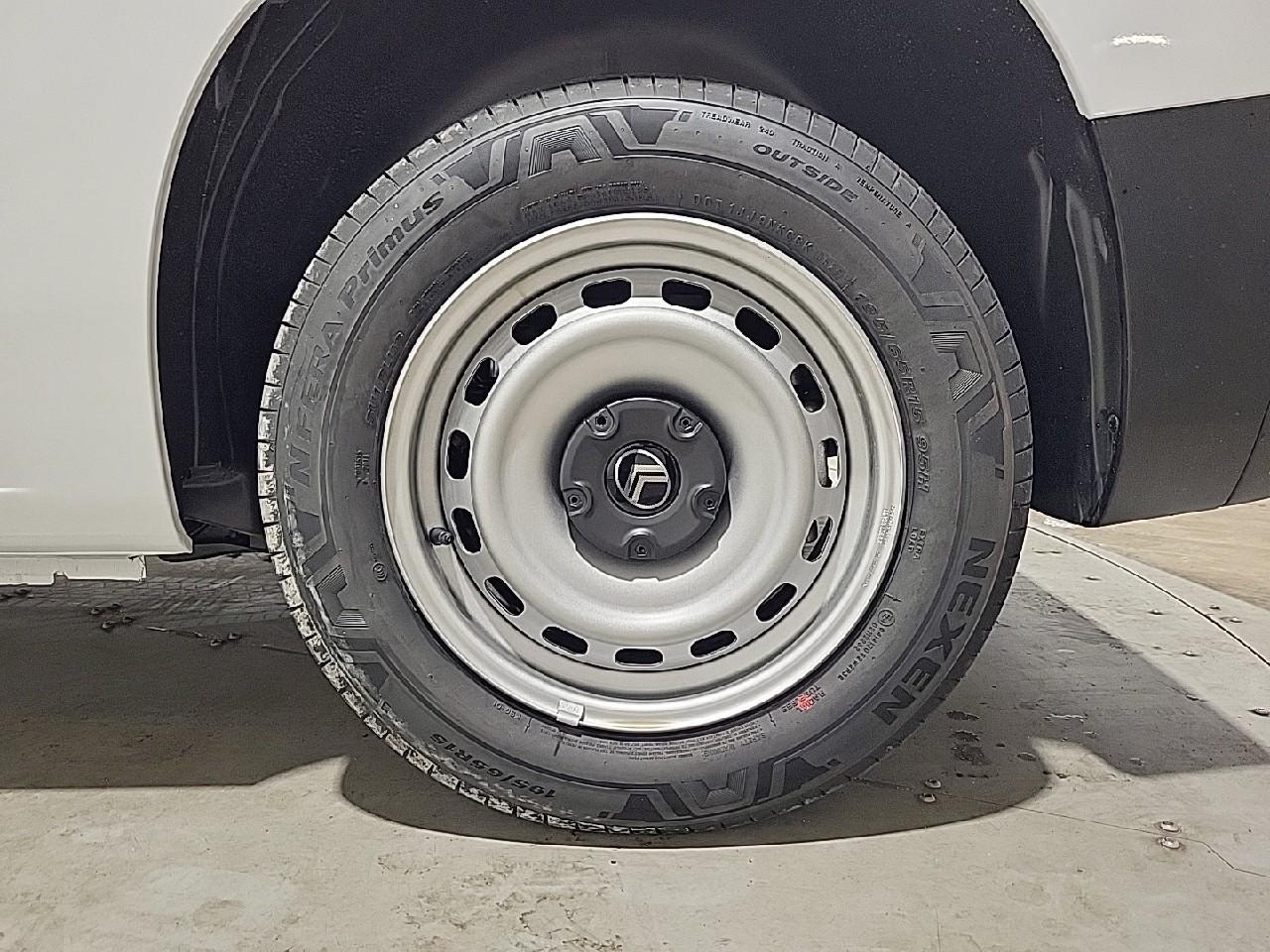 Citroën Berlingo van m diesel 100 ch manuelle — photo 16