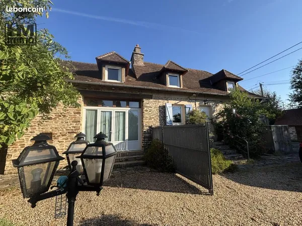 Maison 7 pièces 212 m²