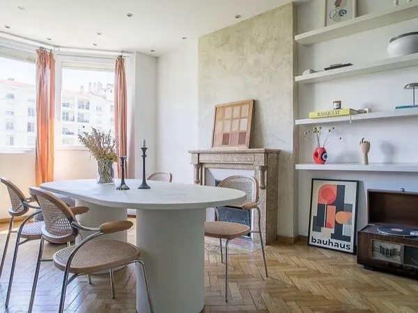 Appartement T4 102 m2 carré d'or Prado Mermoz