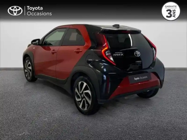 Toyota Aygo x 1.0 vvt-i 72ch design my23 — photo 2