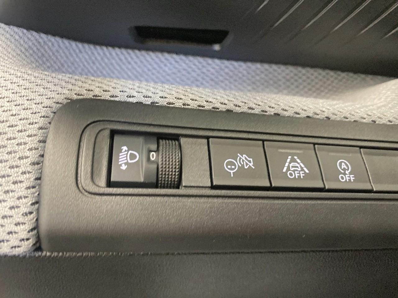 Citroën C3 turbo 100 ch manuelle plus — photo 18