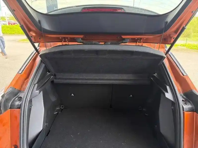 Peugeot 2008 bluehdi 130 s&amp;s eat8 — photo 6