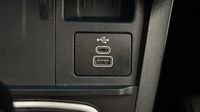 Ford Puma 1.0 EcoBoost Hybrid 125ch Titanium S&S Powershift — photo 30