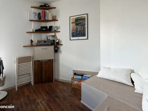 Studio Paris 10e