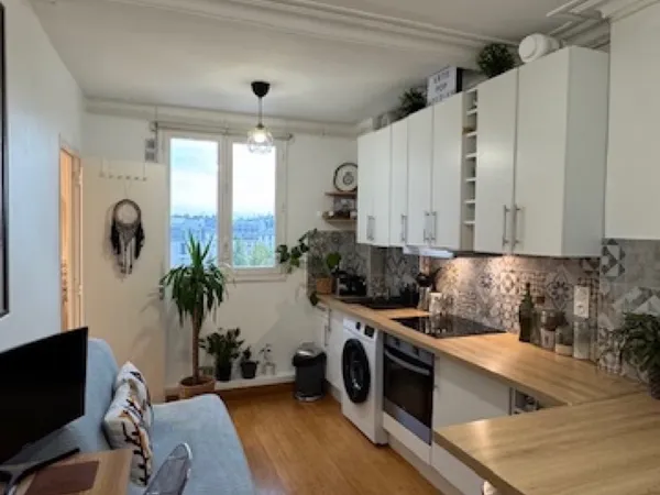 Loue appartement meublé 1-2 pièces 28m² Lumineux calme et propre
