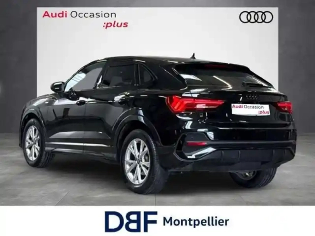Audi Q3 35 tfsi 150 ch s tronic 7 s line plus — photo 3