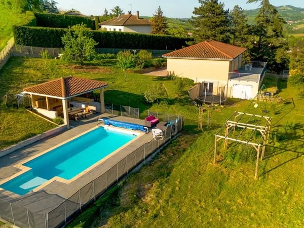 Maison 4 pièces 172 m²