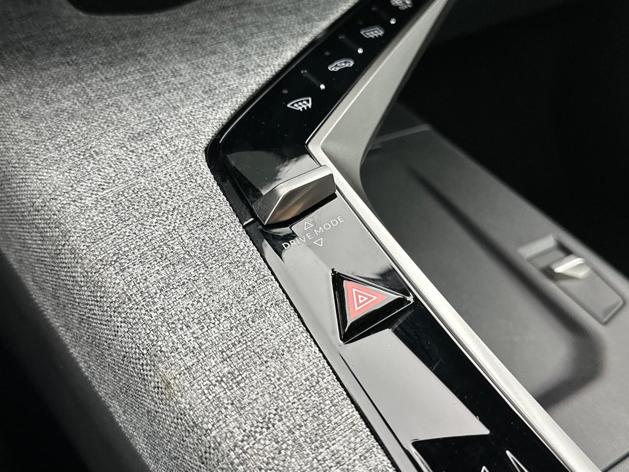 Peugeot 3008 electrique 210 ch 73 kwh gt — photo 31