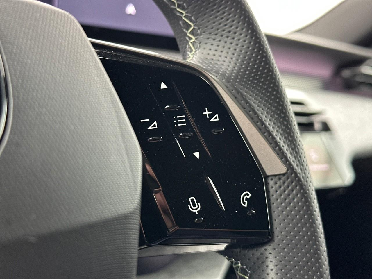 Peugeot 3008 hybrid 136 e-dcs6 gt — photo 18