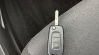 Renault Clio 1.6 E-Tech 140ch Zen -21 — photo 16
