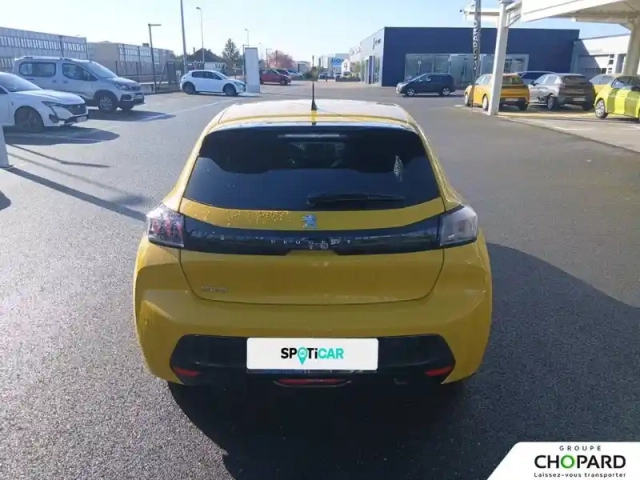 Peugeot 208 puretech 100 s&amp;s eat8 — photo 93