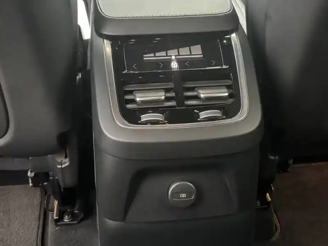Volvo Xc90 recharge t8 awd 310+145 ch geartronic 8 7pl — photo 28