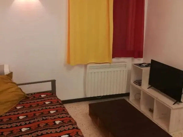 Studio meublé Lunel