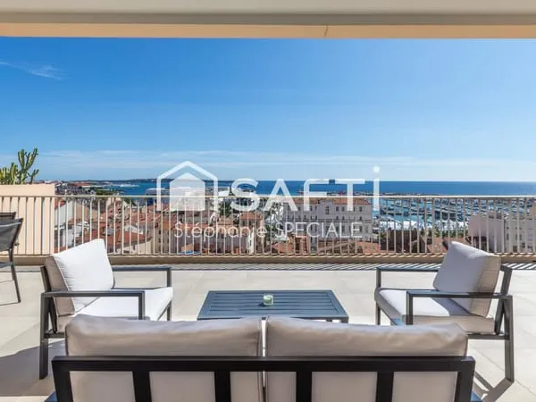 Cannes - Quartier embématique de la Banane - Vue mer panoramique